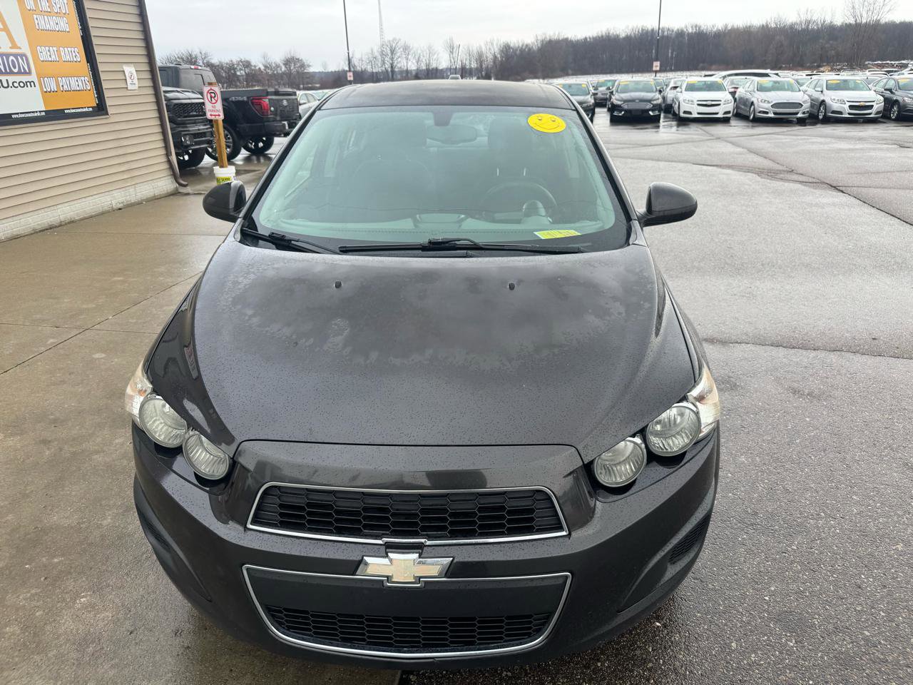 Used 2015 Chevrolet Sonic LT image 2