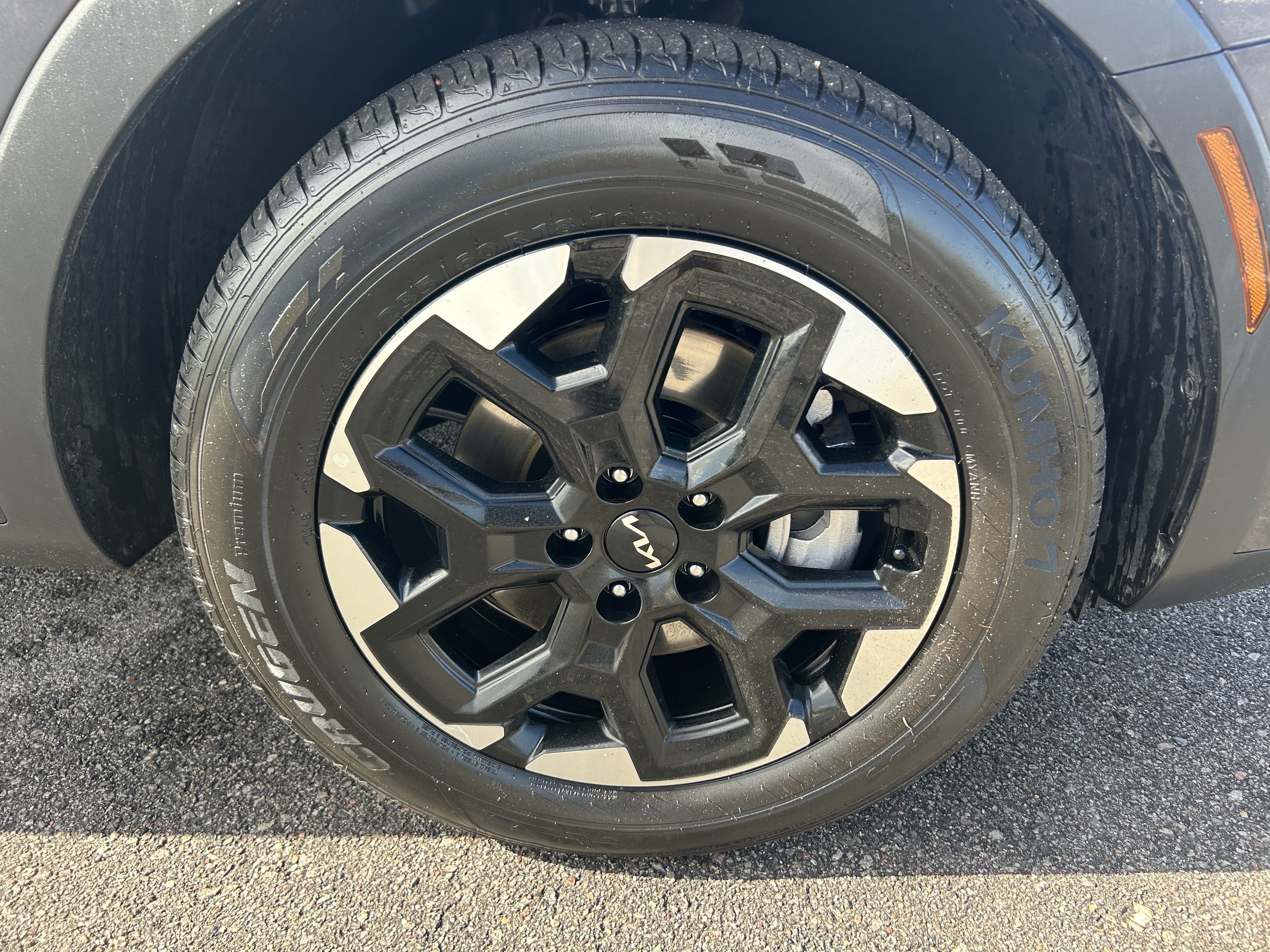 Certified 2026 Kia Sorento S FWD image 9