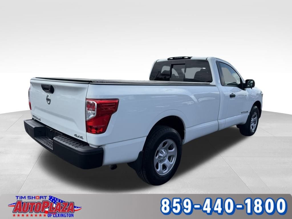 Used 2017 Nissan Titan S image 5