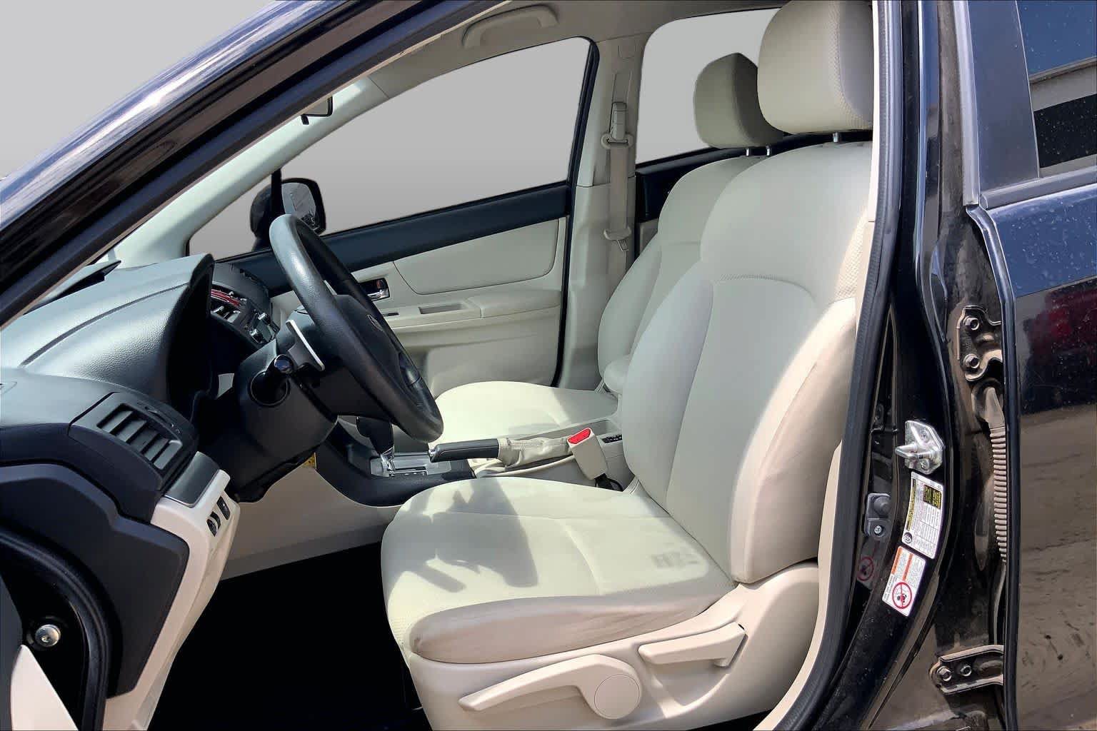 Used 2013 Subaru Impreza 2.0i Premium w/ All-Weather Pkg AWD/4WD image 8