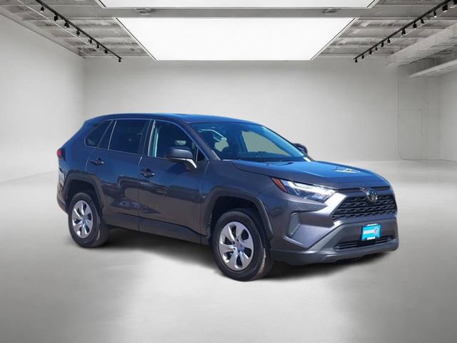 Used 2023 Toyota RAV4 LE AWD/4WD image 8