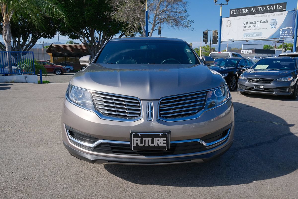 Used 2016 Lincoln MKX Select w/ Select Plus Package FWD image 2