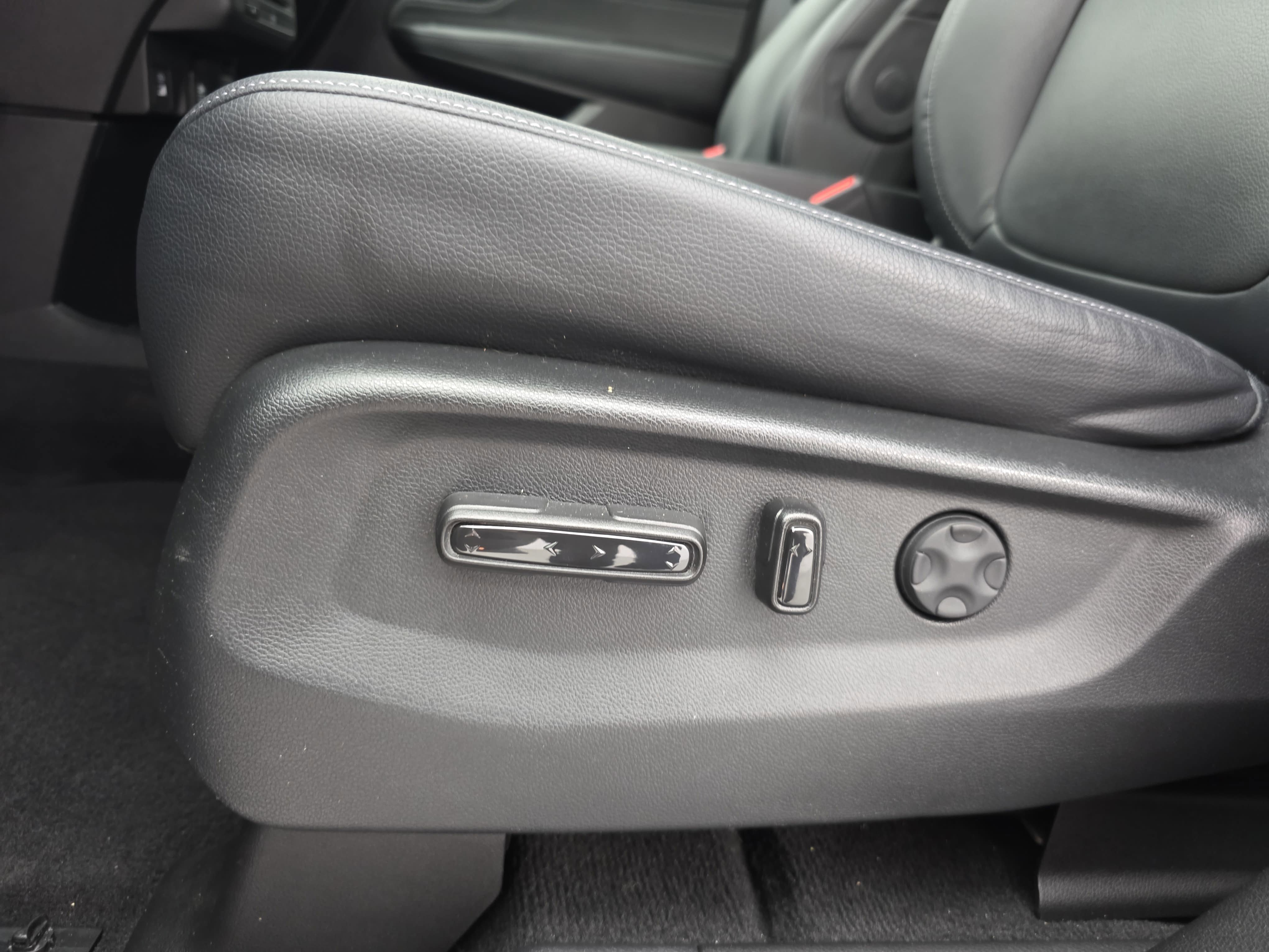 Used 2023 Honda Odyssey Touring image 29