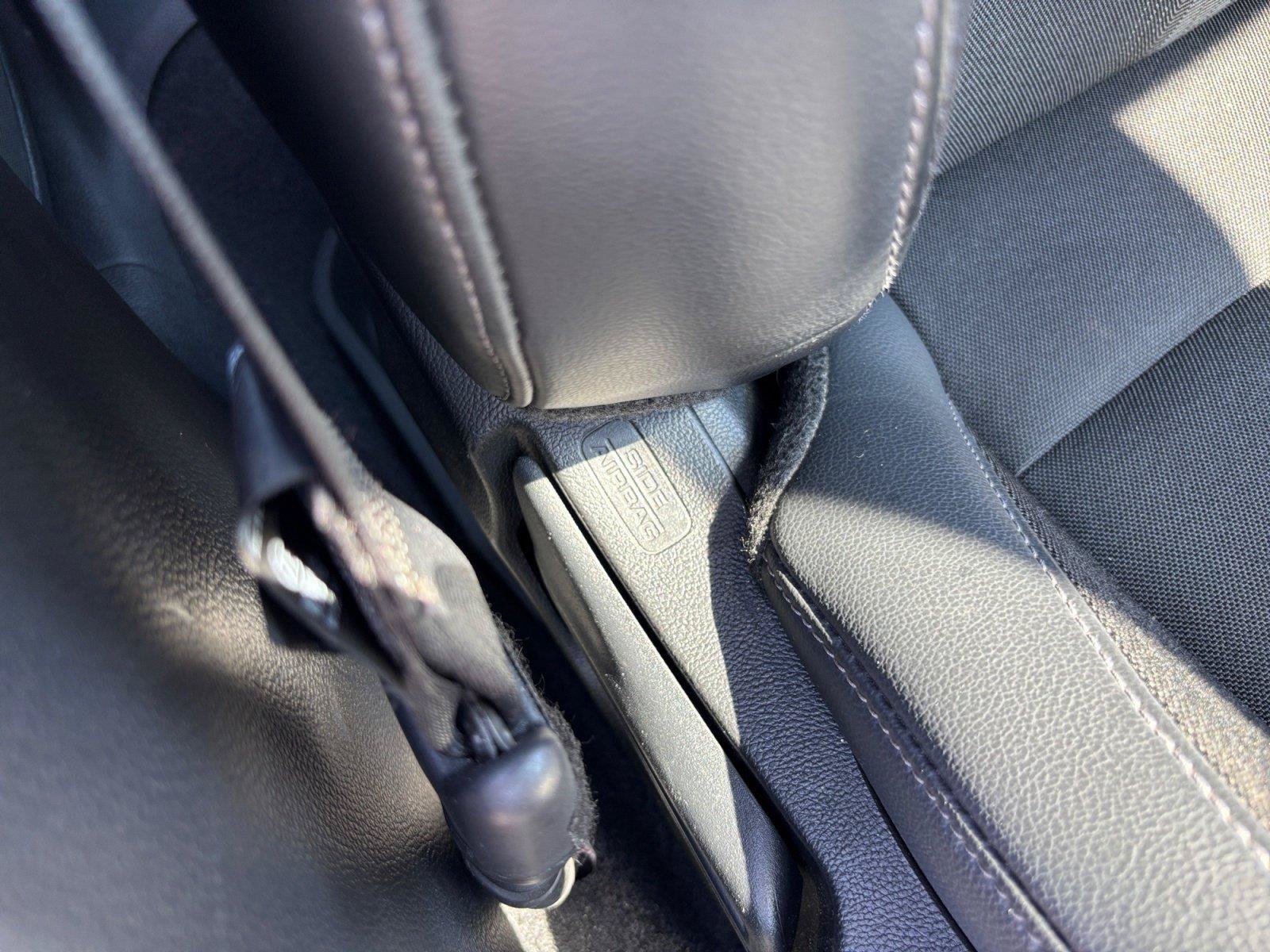 Used 2023 Honda Civic Sport image 42