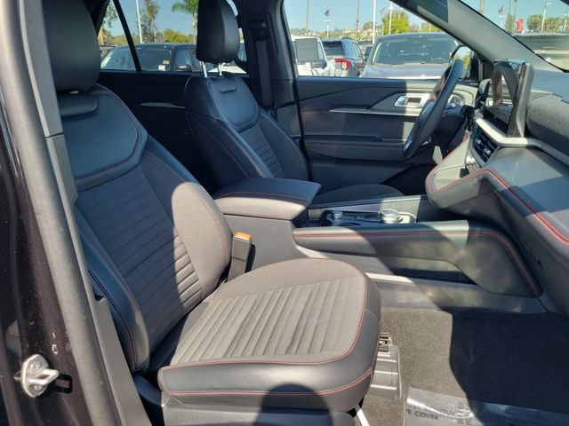 Used 2026 Ford Explorer ST-Line w/ Premium Package RWD image 17