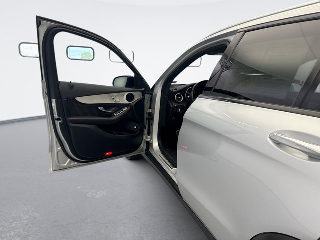 Used 2019 Mercedes-Benz GLC 43 AMG 4MATIC image 9
