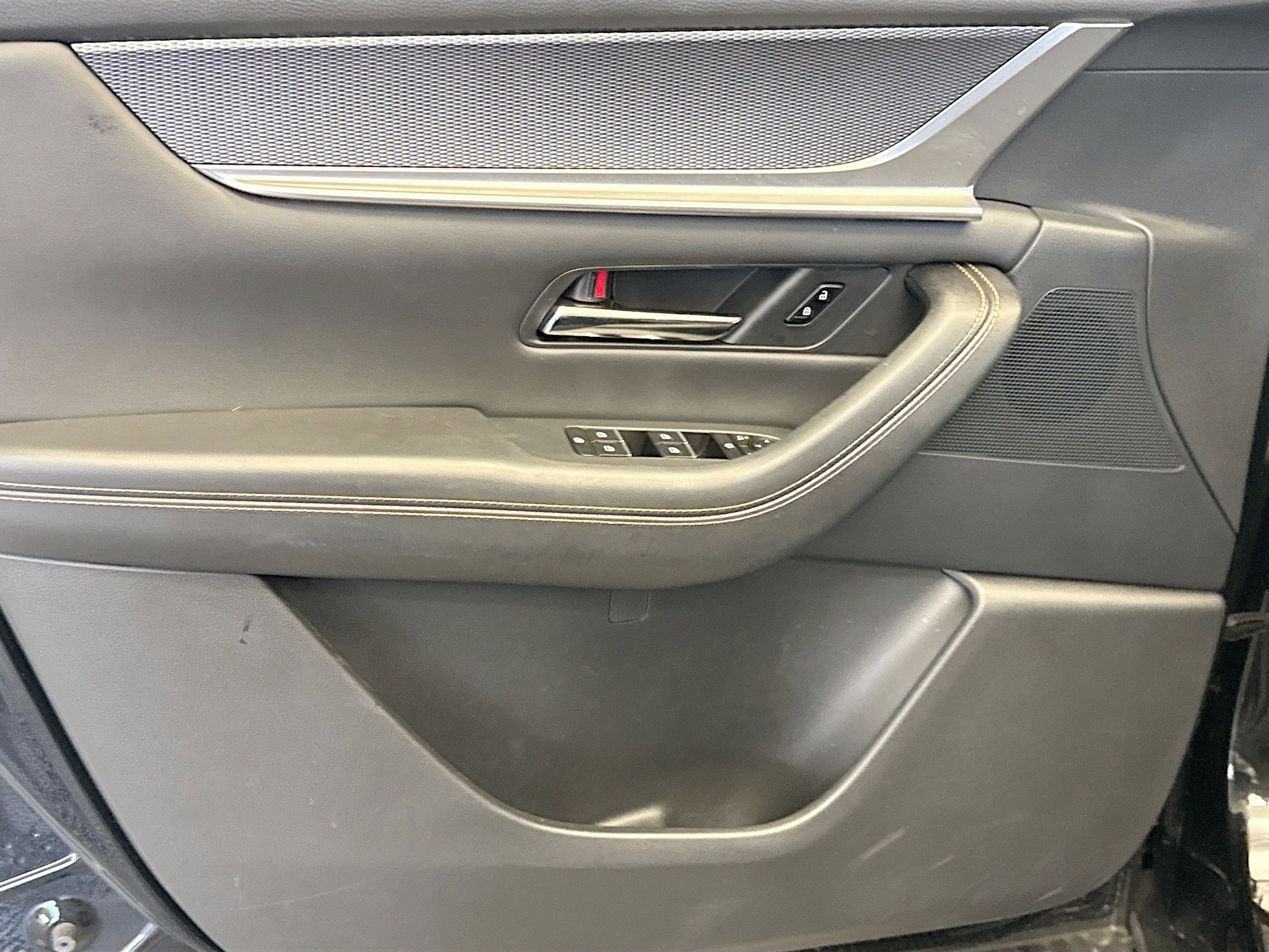 Used 2025 MAZDA CX-70 3.3 Turbo S w/ Premium Package image 27