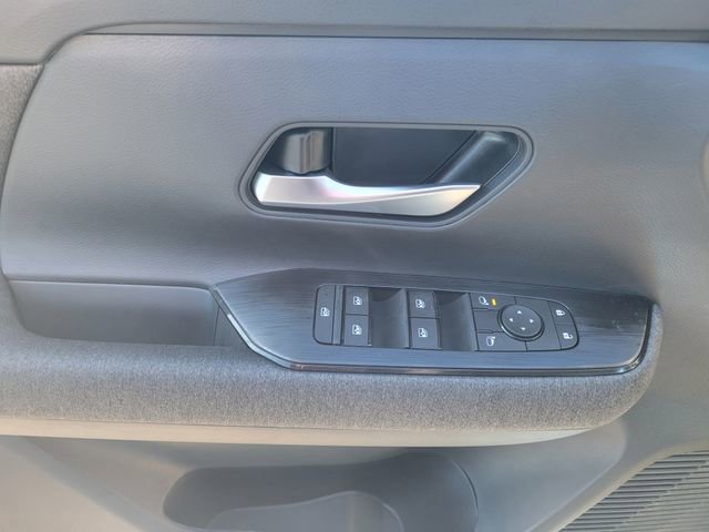 New 2026 Nissan Kicks SV w/ SV Premium Package image 13