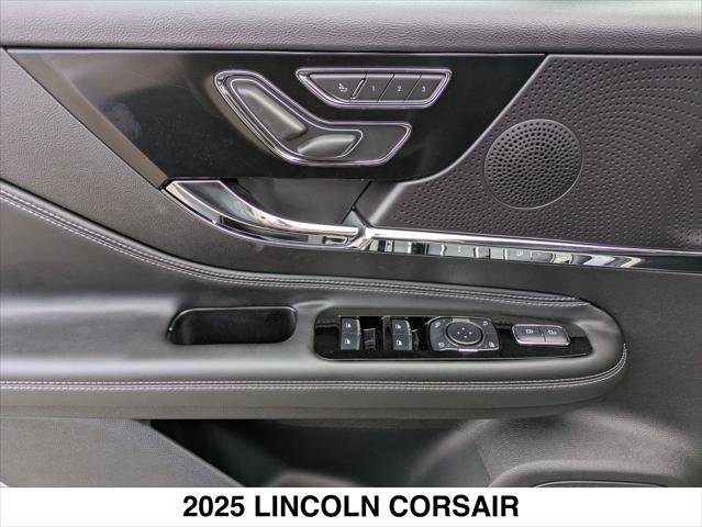 New 2025 Lincoln Corsair FWD w/ Equipment Group 101A image 7