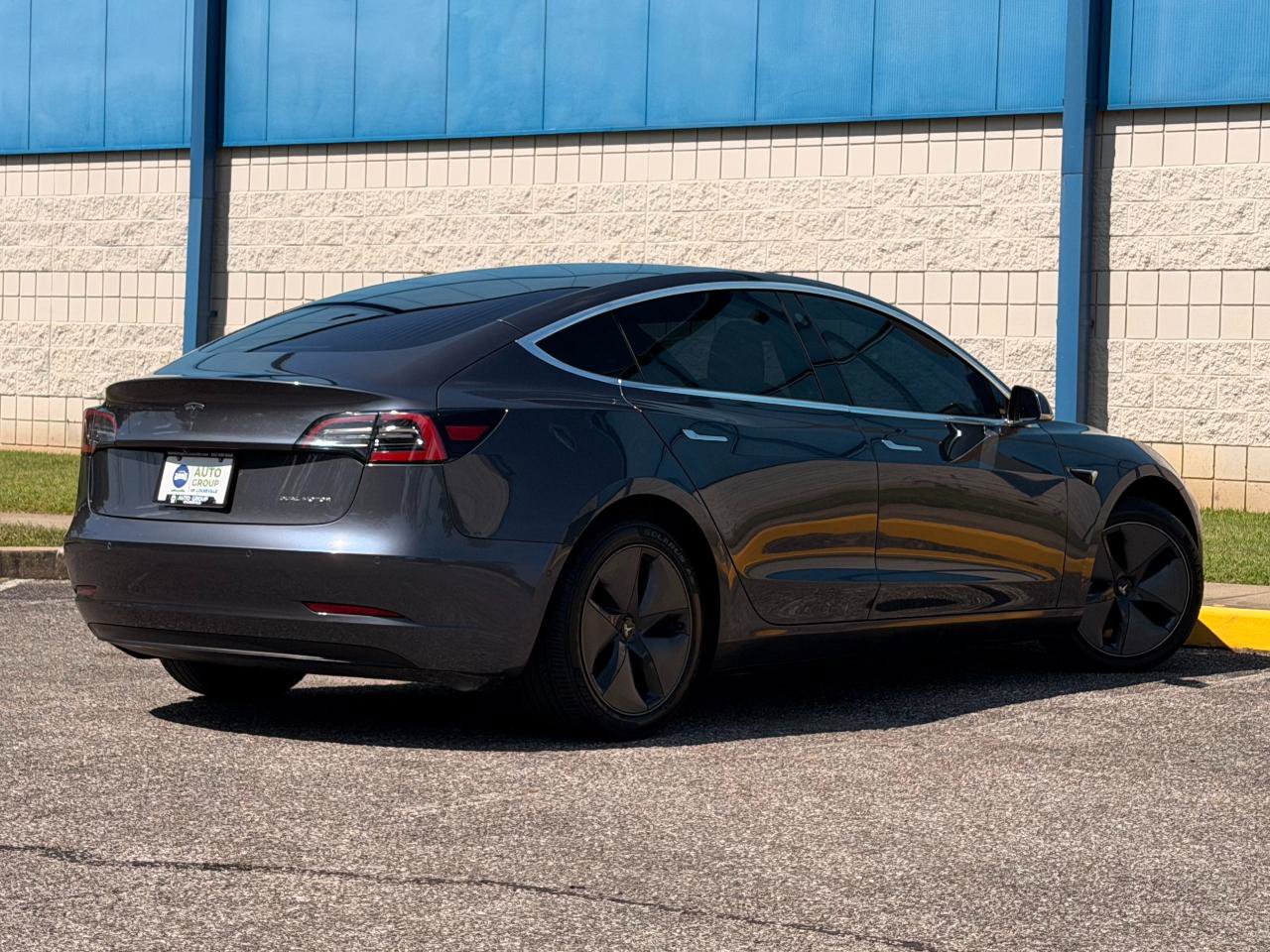 Used 2019 Tesla Model 3 Long Range AWD/4WD image 5