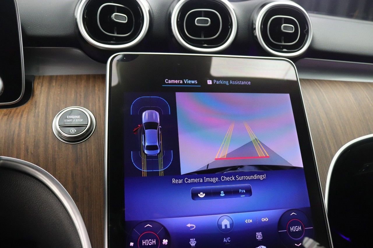 Used 2025 Mercedes-Benz C 300 4MATIC Sedan image 16