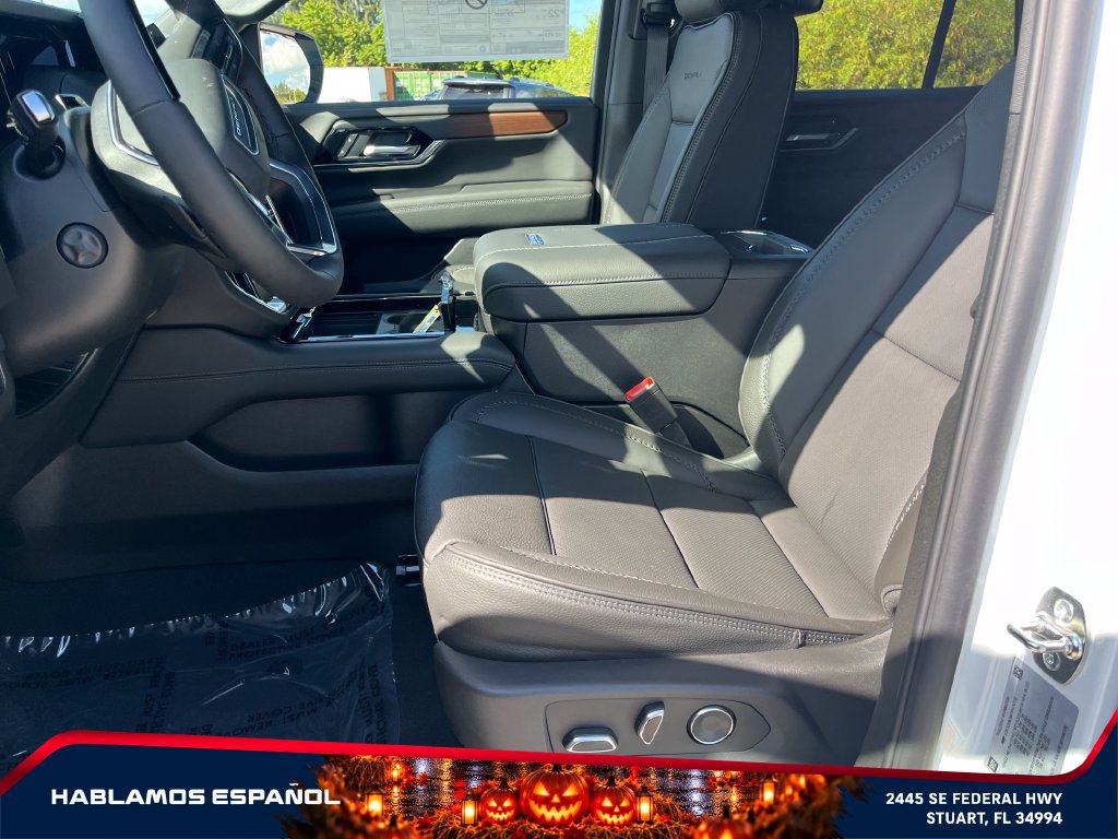 New 2026 GMC Yukon Denali w/ Denali Reserve Package AWD/4WD image 9