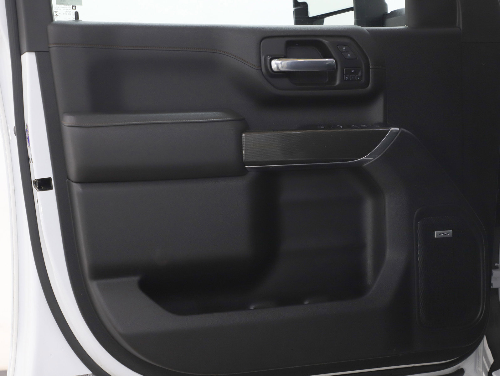 Used 2022 GMC Sierra 3500 AT4 w/ AT4 Premium Plus Package image 22