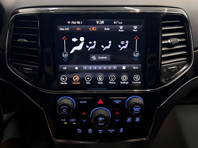 Used 2019 Jeep Grand Cherokee Limited AWD/4WD image 23