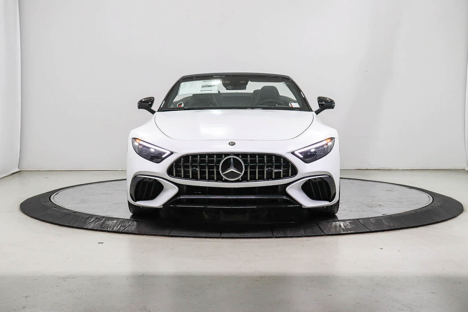New 2027 Mercedes-Benz SL 55 AMG 4MATIC image 12