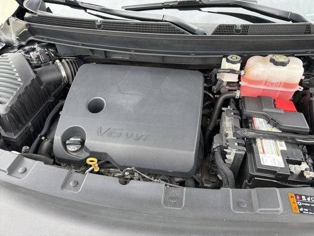 Used 2021 Buick Enclave Avenir w/ Avenir Technology Package FWD image 32