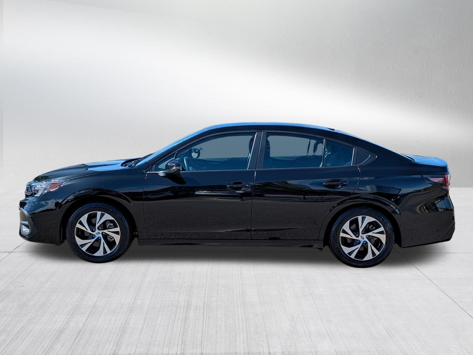 Certified 2025 Subaru Legacy Premium AWD/4WD image 4