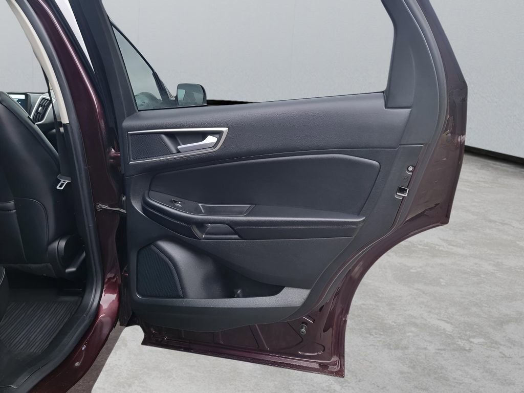 Used 2023 Ford Edge SEL w/ Convenience Package image 30
