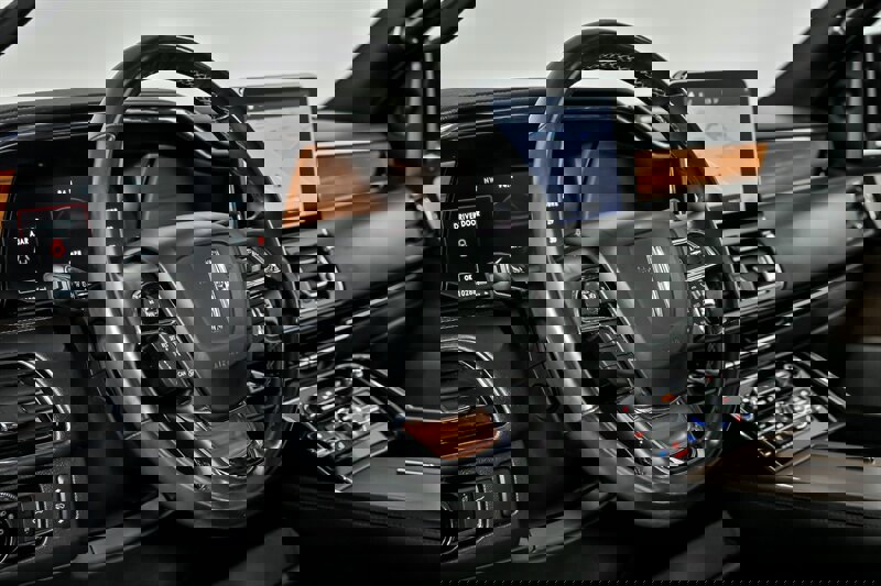 Used 2019 Lincoln Navigator Reserve image 22