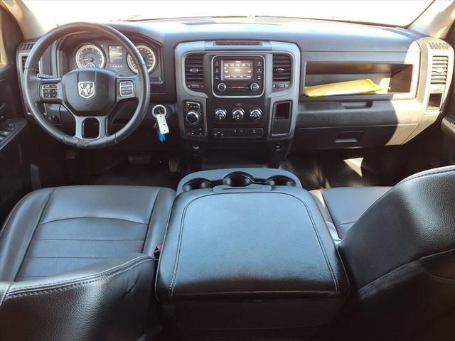 Used 2022 RAM 1500 Tradesman w/ Chrome Appearance Group image 7