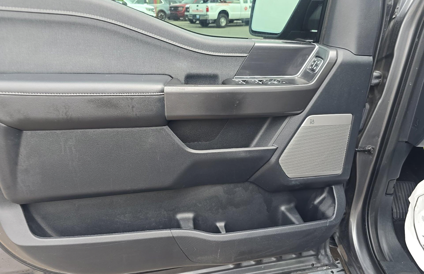 Used 2024 Ford F150 Lariat w/ Bed Utility Package AWD/4WD image 10