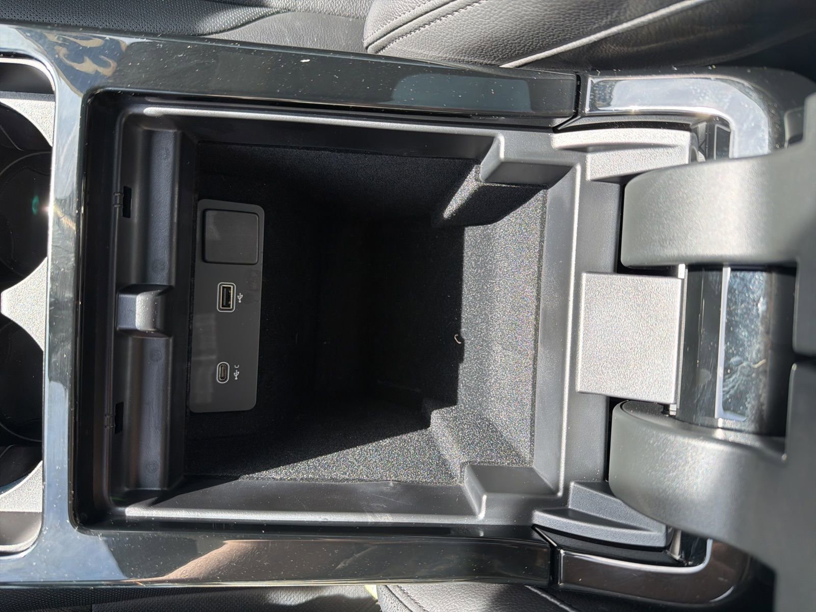 Used 2023 Land Rover Range Rover Evoque R-Dynamic SE image 55