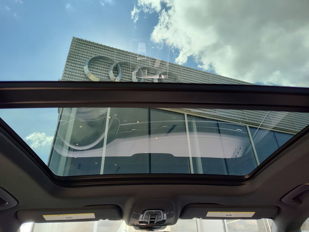 New 2026 Audi Q8 Premium Plus image 11