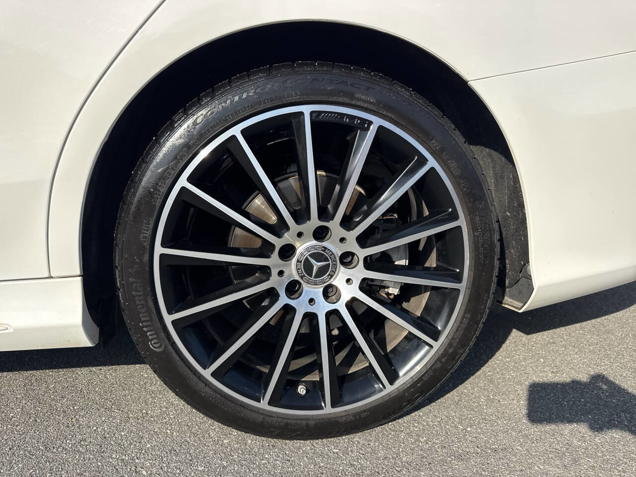 Used 2019 Mercedes-Benz C 300 Sedan w/ AMG Line image 32
