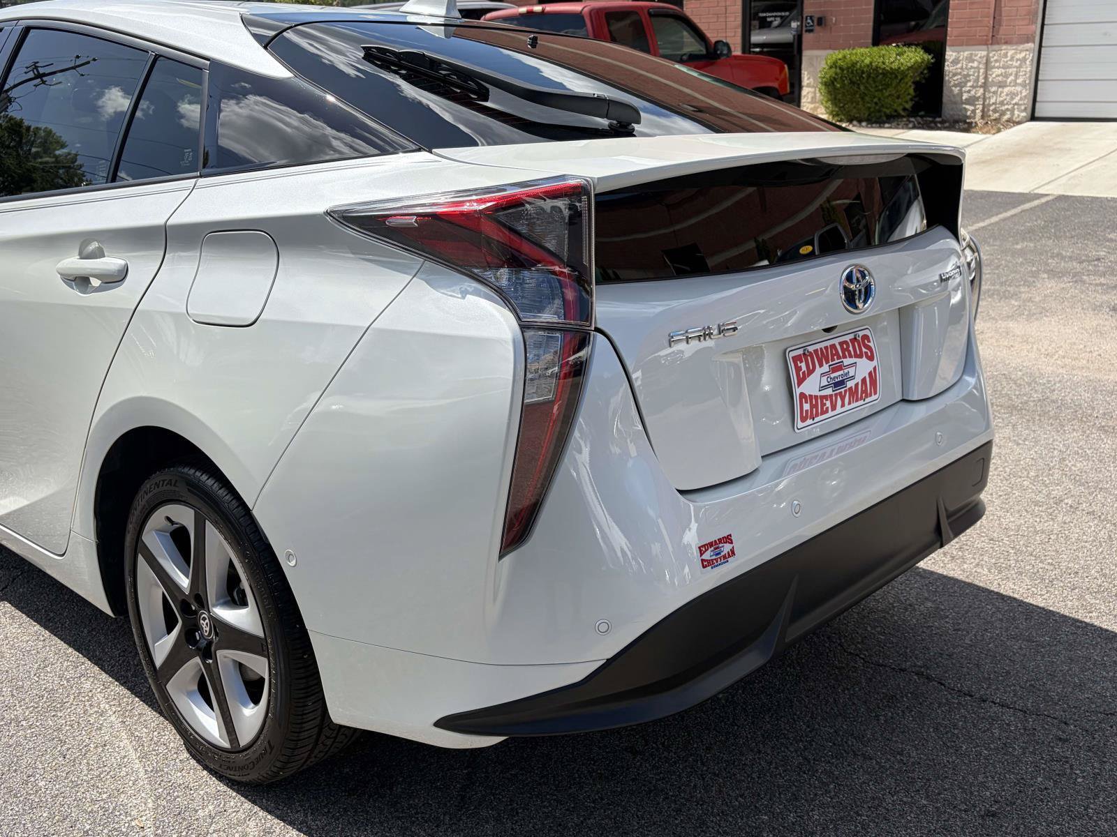 Used 2016 Toyota Prius Four Touring w/ Premium Convenience Package FWD image 29