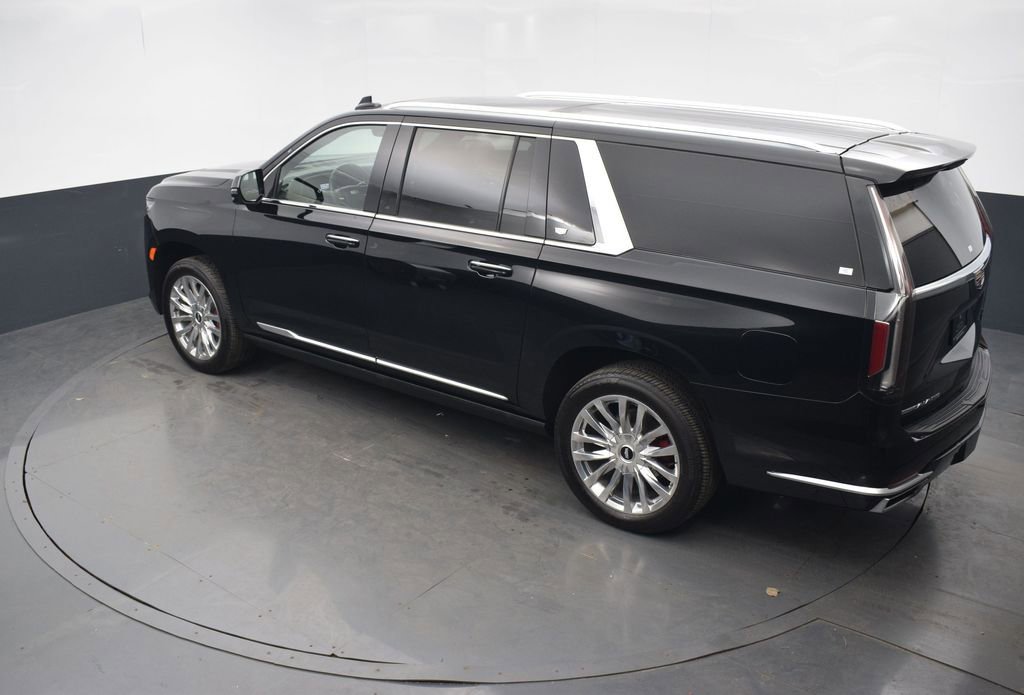 Certified 2024 Cadillac Escalade ESV Premium Luxury w/ Performance Package image 46