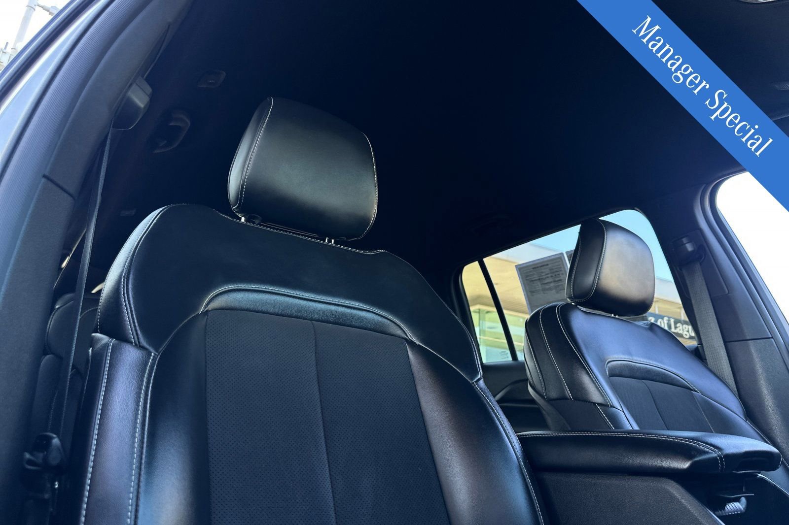 Used 2024 Jeep Grand Cherokee L Laredo image 29
