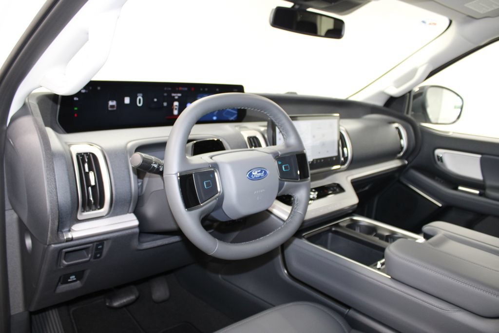New 2026 Ford Expedition Active RWD image 23