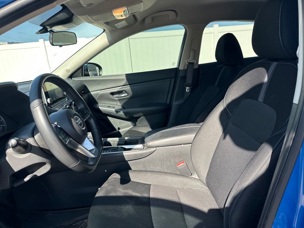 Used 2022 Nissan Sentra SV w/ Trunk Package image 11