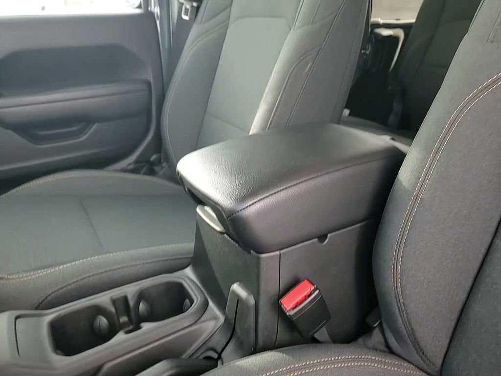 Used 2025 Jeep Wrangler Willys 4xe image 30