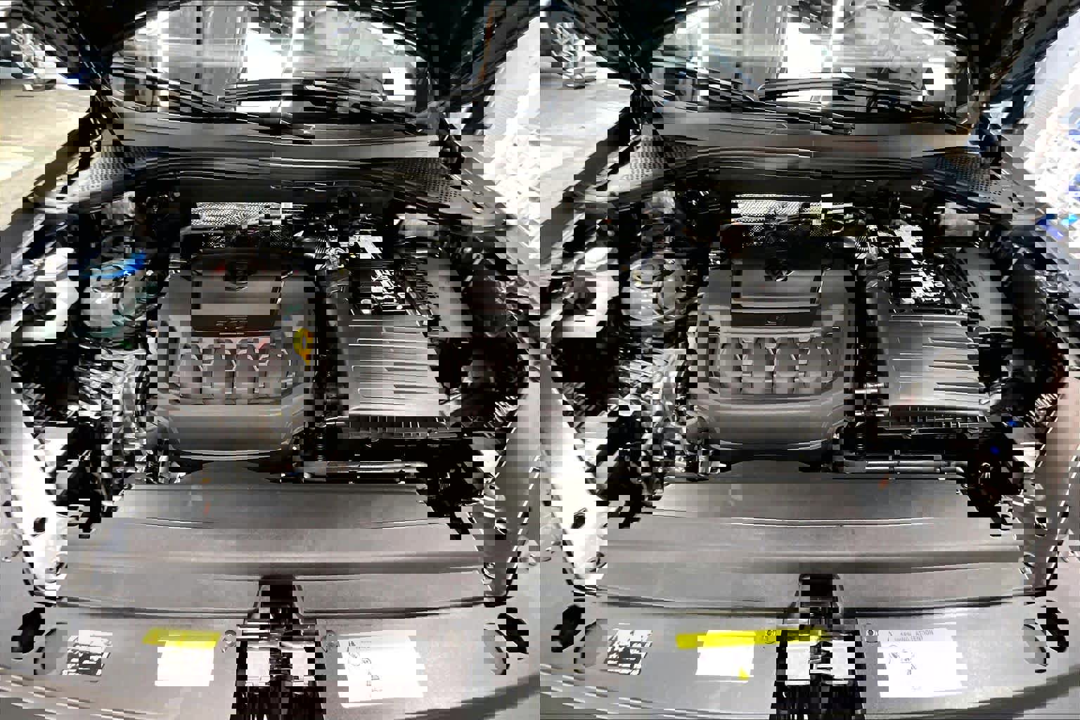 Used 2024 Volkswagen Tiguan SEL R-Line image 13