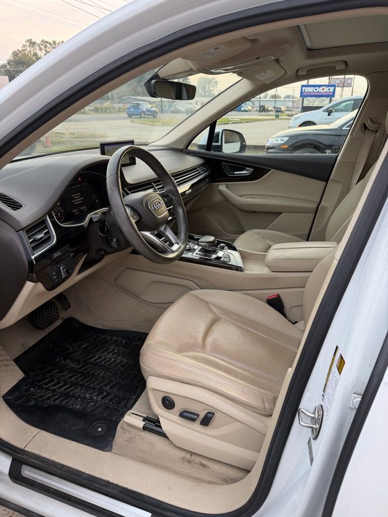 Used 2017 Audi Q7 3.0T Premium Plus image 9