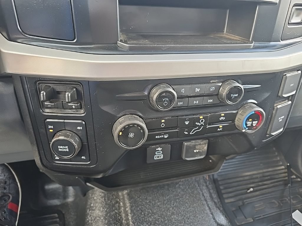Used 2024 Ford F350 XLT AWD/4WD image 22