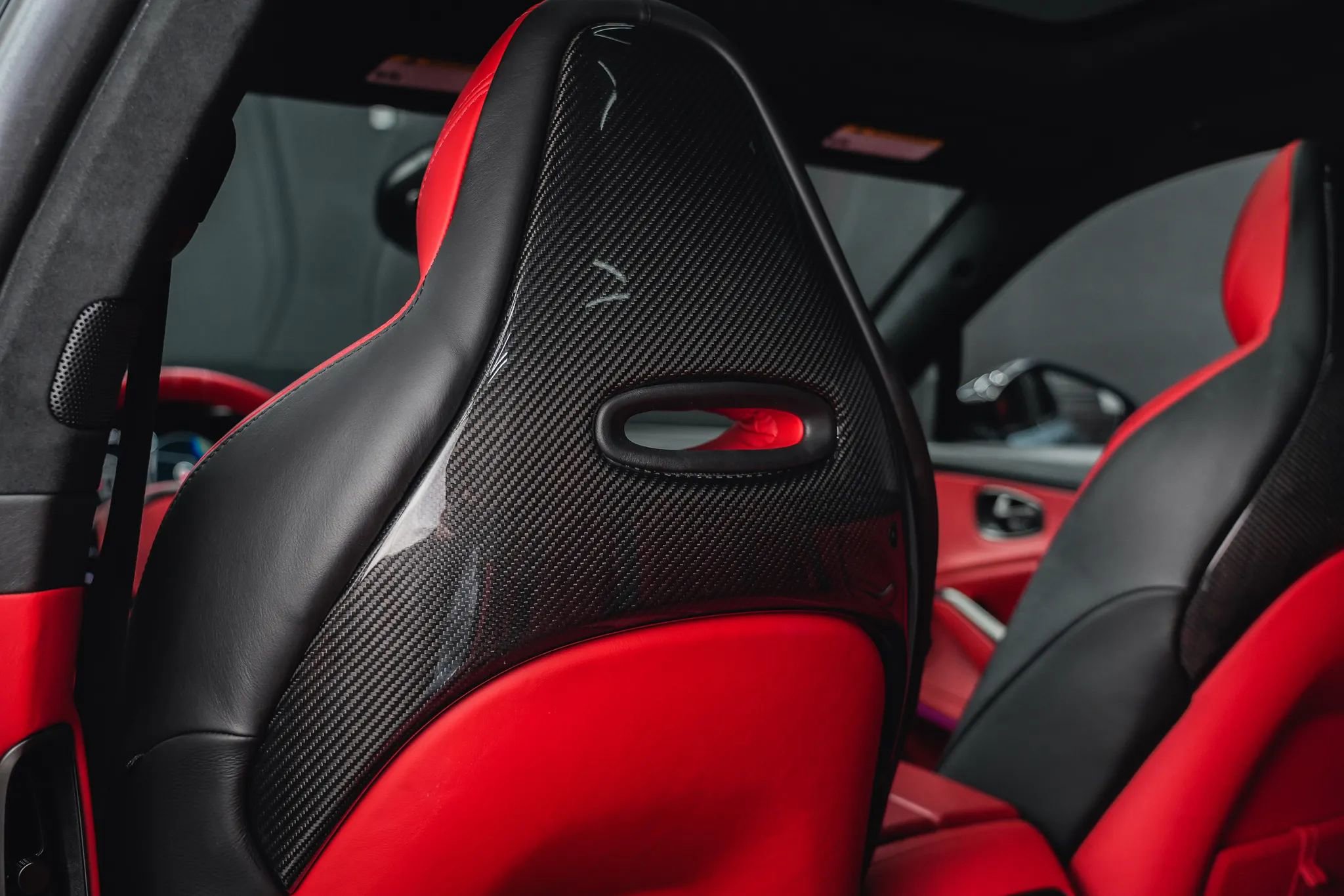 Used 2021 Aston Martin DBX AWD/4WD image 47