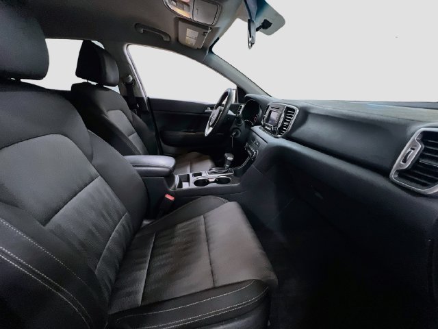 Used 2019 Kia Sportage LX FWD image 27