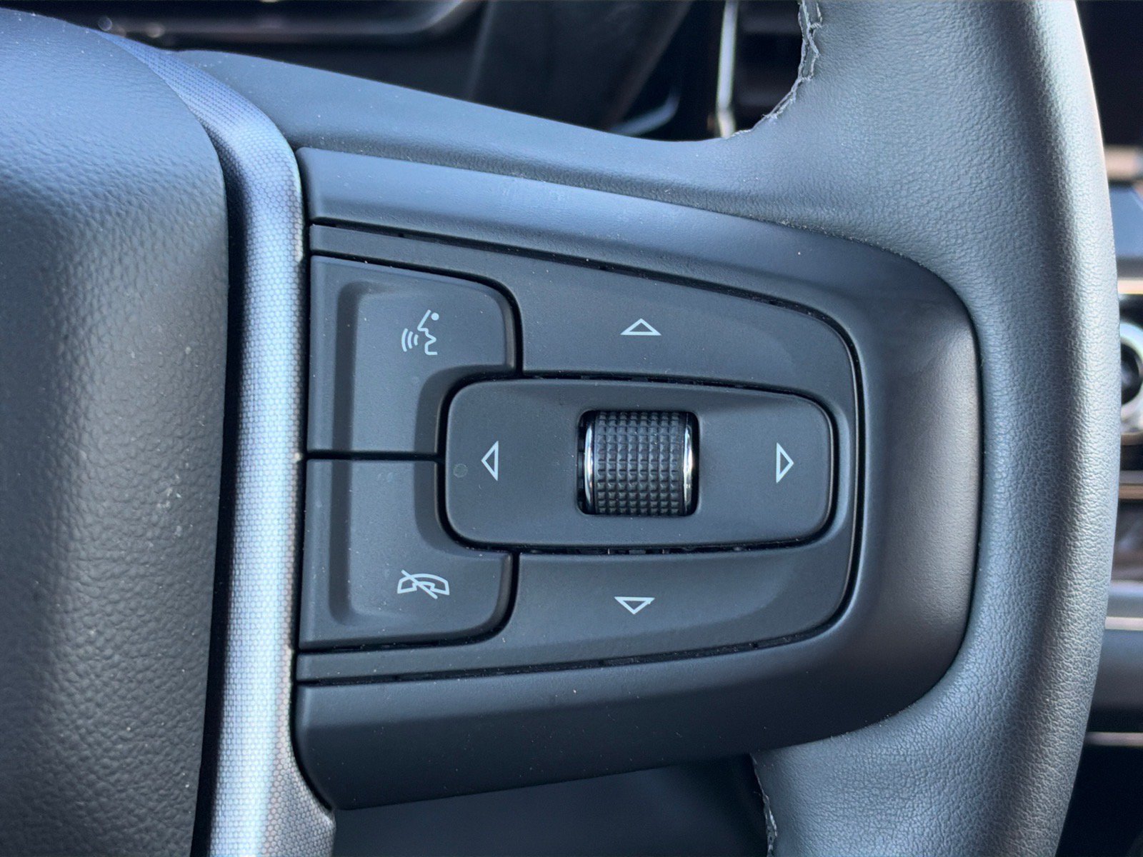 Used 2024 GMC Sierra 1500 Elevation AWD/4WD image 14