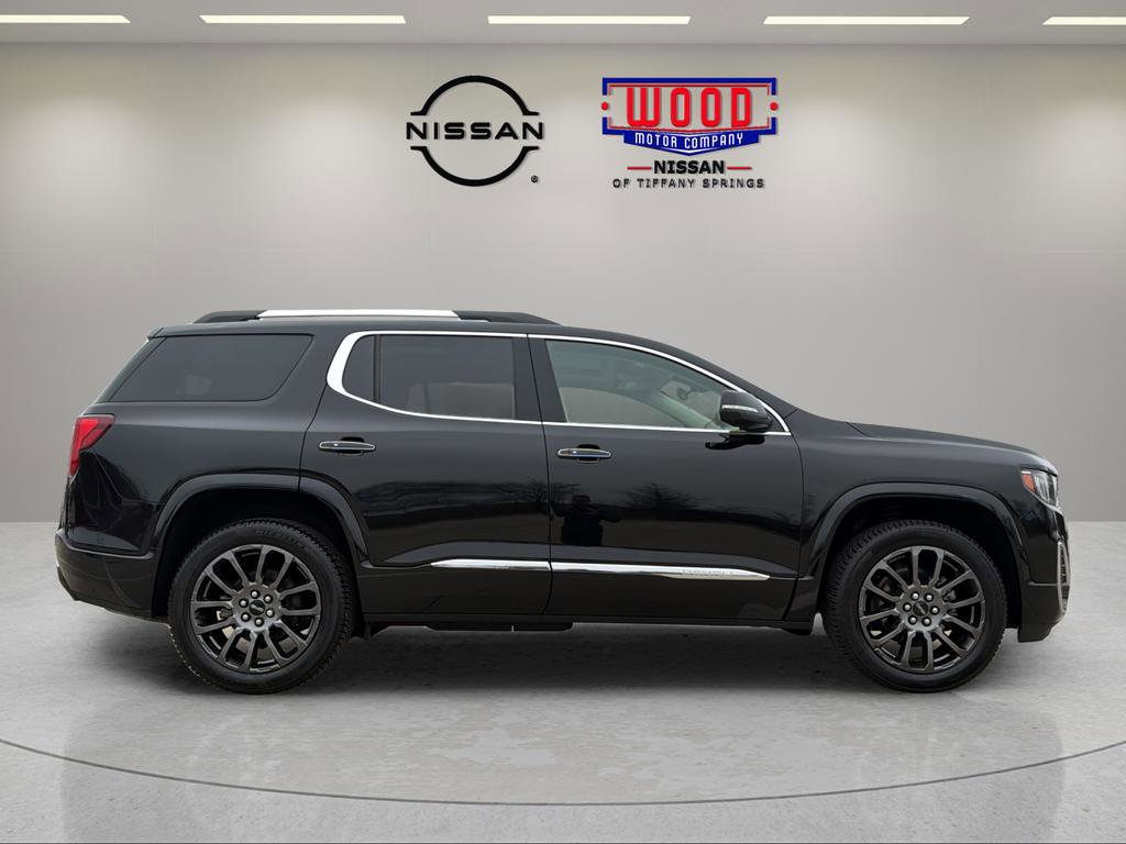 Used 2023 GMC Acadia Denali w/ Black Diamond Edition image 2