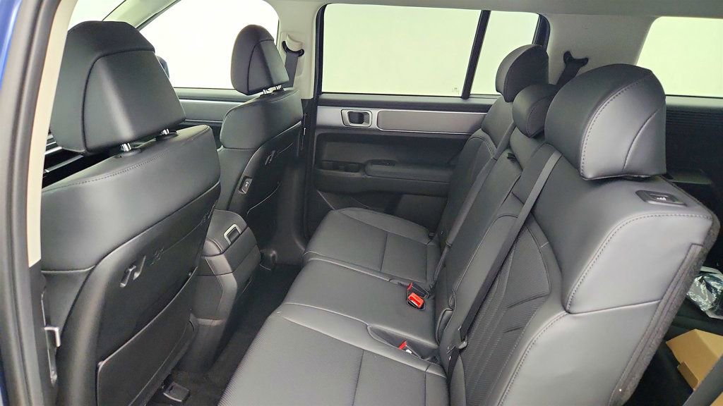 Used 2026 Hyundai Santa Fe SEL image 19
