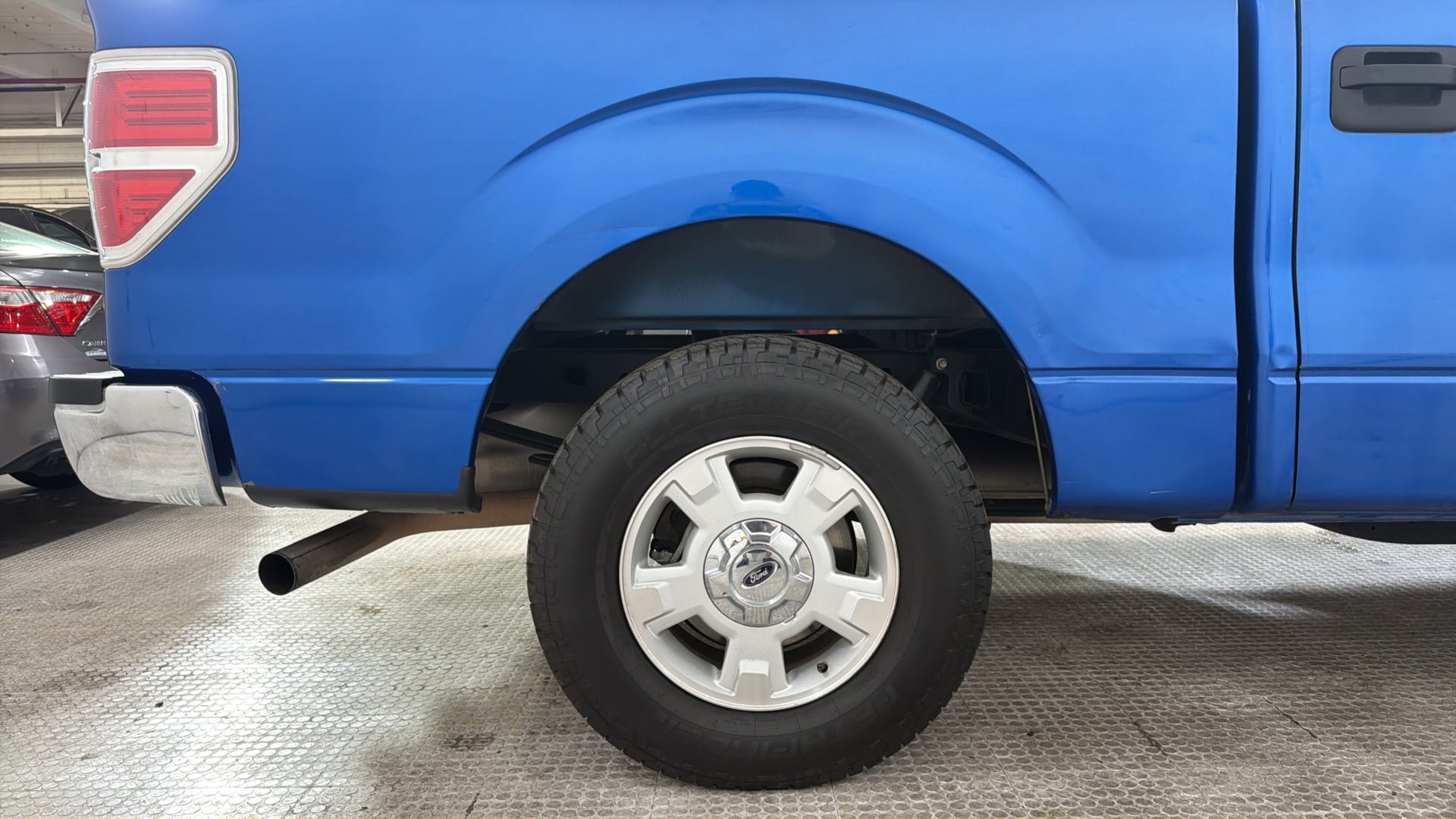 Used 2013 Ford F150 XLT w/ Mid Equipment Group RWD image 35