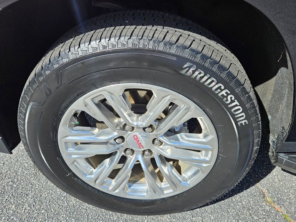 Used 2021 GMC Yukon SLT w/ SLT Premium Package image 18