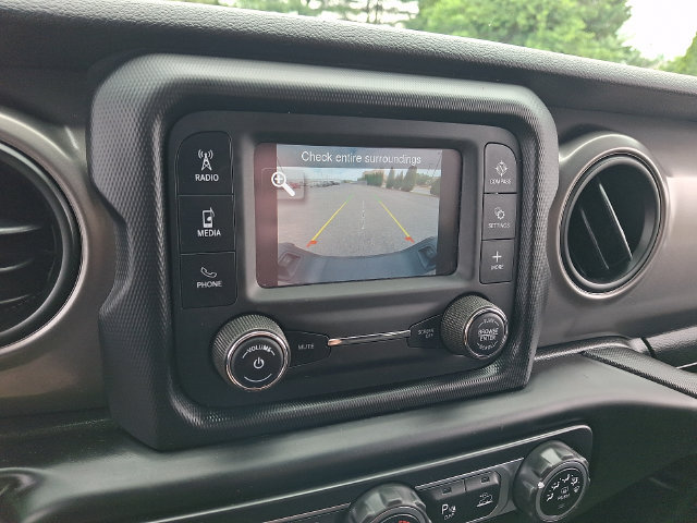 Used 2021 Jeep Gladiator Mojave AWD/4WD image 19