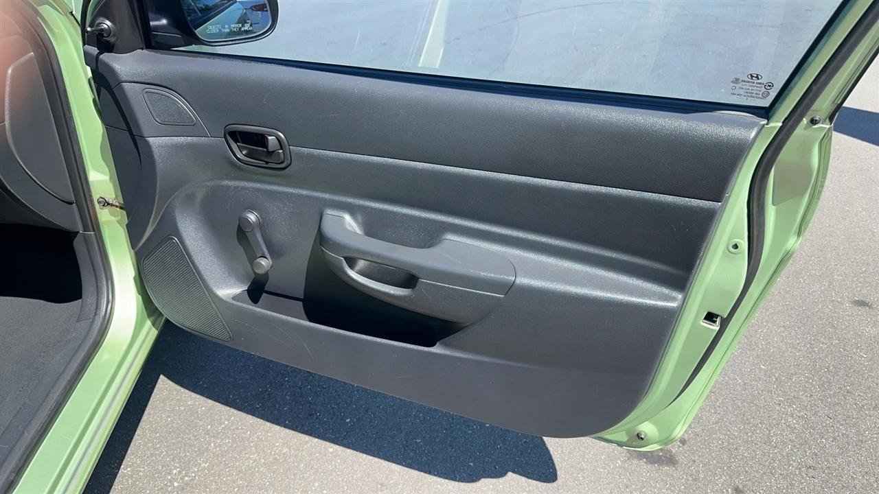 Used 2011 Hyundai Accent GS image 22