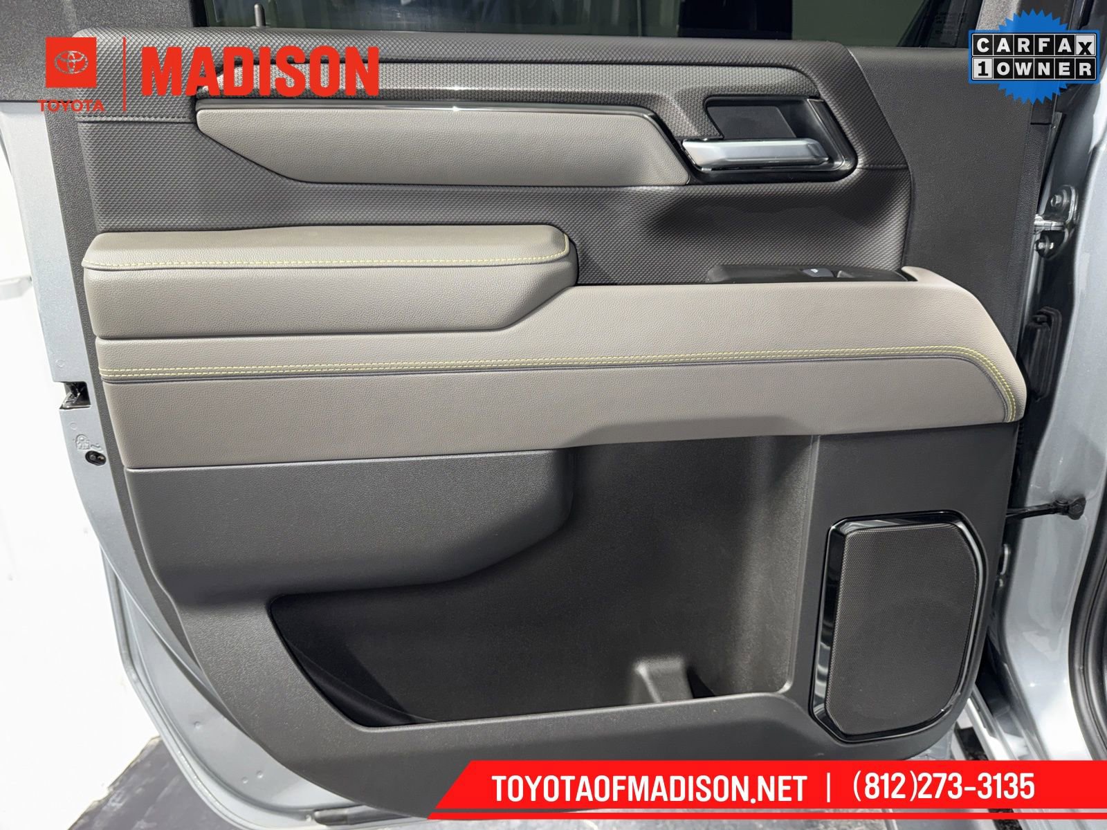 Used 2025 Chevrolet Silverado 2500 ZR2 w/ Technology Package image 19