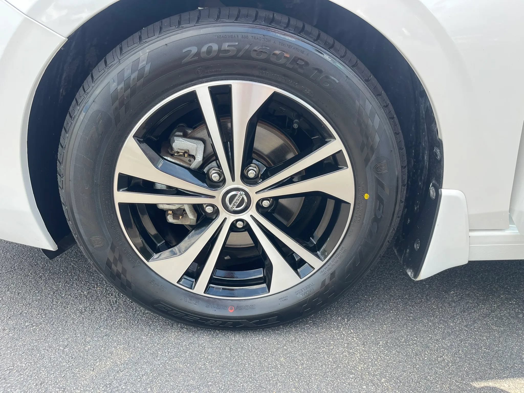 Used 2023 Nissan Sentra SV w/ All-Weather Package FWD image 27