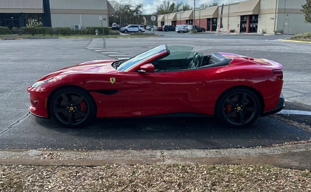 Used 2019 Ferrari Portofino image 2
