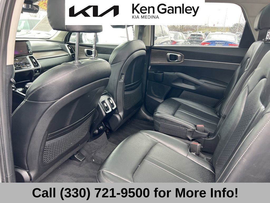 Certified 2022 Kia Sorento EX w/ Panoramic Sunroof Package image 49